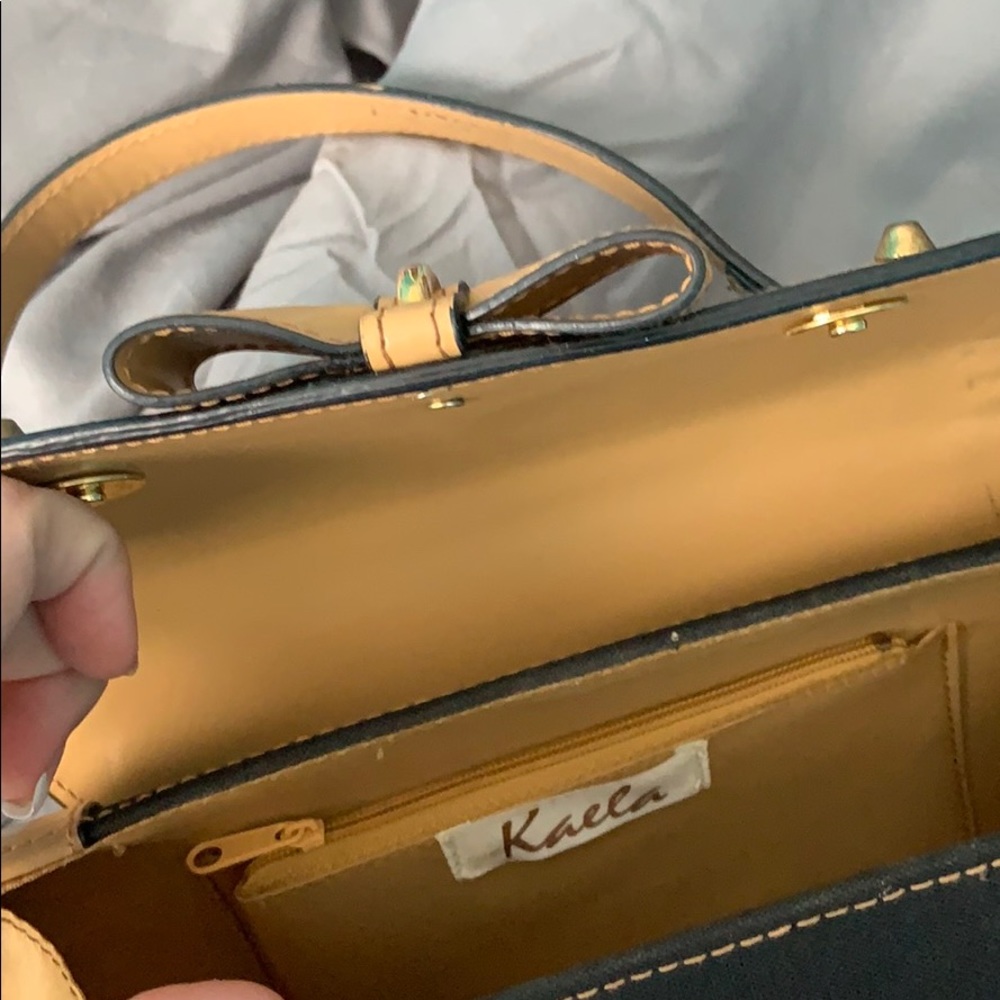 Bow Purse! - Picture 3 of 4